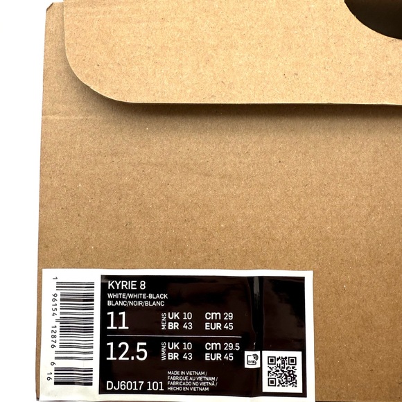 NIB New Nike Men's Kyrie 8 Basketball Shoes Size 11 White Black DJ6017 101 Court - Picture 10 of 10